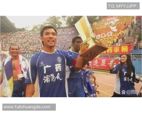 吴川足球界的骄傲现役最强明星球员全解析与成就回顾